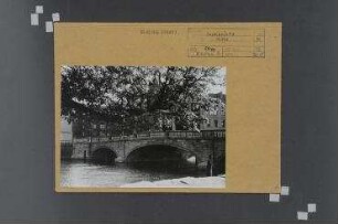 Inselbrücke. Berlin, Mitte, Friedrichsgracht (ab 1969 an dieser Stelle verkürzt)/Märkisches Ufer