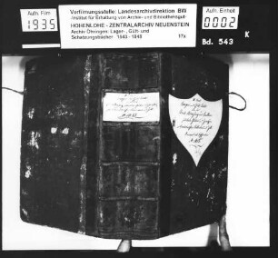 Lager- und Gültbuch über das Amt Schrozberg und Lindlein, renoviert durch Philipp Dietrich Sutorius 1685, revidiert durch Heinrich Friedrich Kistner 1700.