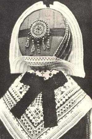 Schleifer Taufpatin : Kleidung - Schleifer Tracht. Unverheiratete Taufpatin.
