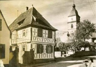 Bei Landau: Straßenbild, Gasthaus zum Lamm und Kirche
