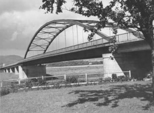 Straßenbrücke Hessisch Oldendorf/Weser