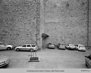 Piazza del Tribunale, Lucignano (Arezzo)