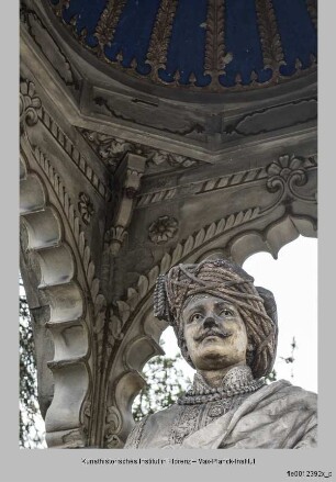 Denkmal für den indischen Prinzen Rajaram Chuttraputti, Maharadscha von Kholapur - Monumento funebre dell'Indiano