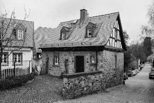 Ehem. Waschhaus und Synagoge (Wohnhaus); Königstein, Gerichtstraße 15