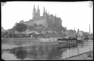 Meißen. Albrechtsburg mit Dampfer
