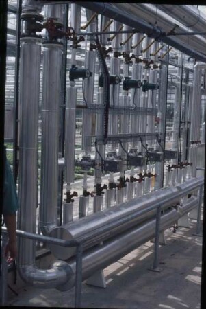 Fotografie: Gartenbautechnik-Gewächshaus, Energietechnik, Energiequelle, Energieerzeugung, Heizung