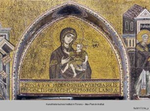 Mosaikprogramm : Mosaikbilder im Langhaus : Westwand : Portallünette: Maria mit Kind, verehrt von Engeln