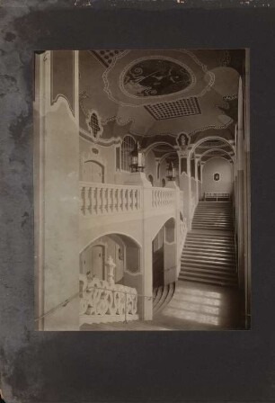 Amtsgericht, Berlin-Lichtenberg: Haupttreppenhaus
