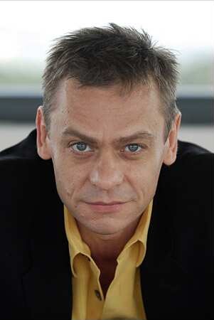 Sylvester Groth