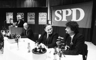 Freiburg im Breisgau: Wahlkampferöffnung mit Gernot Erler und Oskar Lafontaine