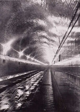 Hamburg, Elbtunnel
