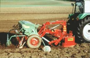 Fotografie: Drillkombination, Kastendrillmaschine, Kreiselegge