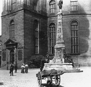 Frankfurt am Main, Paulskirche, von Südosten mit Einheitsdenkmal; Einheitsdenkmal 1903 von Fritz Hessemer und Hugo Kaufmann; Heß, Johann Georg Christian; Liebhardt, Johann Andreas