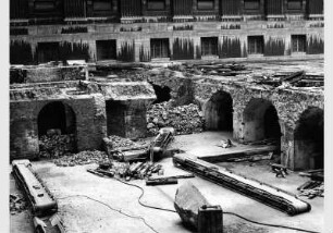 Abtragung der Kellergewölbe unter dem Ehrenhof des Pergamonmuseums