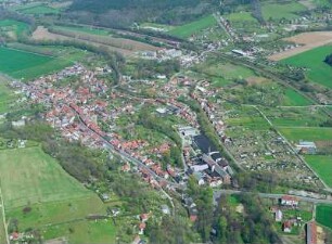 Plaue : Plaue. Stadtansicht. Luftbild-Schrägaufnahme