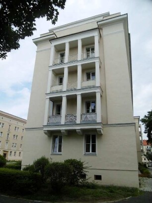 Eisenhüttenstadt: Wohnblock im WK II