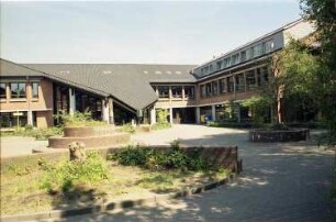 Gymnasium Trittau: Schulhof