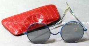 Sonnenbrille, mit Etui