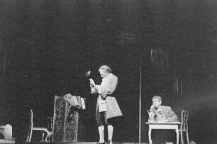 Szenenbilder aus "Das verlorene Gesicht" von G. Weisenborn, Regie H. Lietzau, mit C. Raddatz u.a., Schloßparktheater Berlin, Uraufführung 20.04.1956