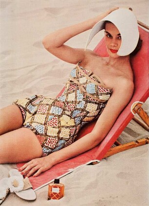 Modeaufnahme, Modelle, Elsa Martinelli und Leonnie Vernet (Mademoiselle)
