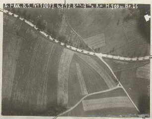 Straßengabel südlich Großnöbach (700 m)