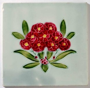 Jugendstilfliese mit floralem Muster