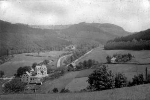 Blick zum Ortsteil Boden zum Bahnhof und zur Mauersberger Straße