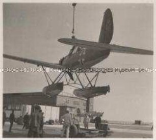 Wehrmachtssoldaten, Flugzeuge
