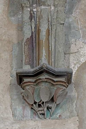 Ehemaliger Hof der Grafen von Wettin & Templerhofgut — Kapelle Unser Lieben Frauen & Templerkapelle — Konsole
