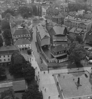 Theaterplatz in Weimar : Blickrichtung Süden