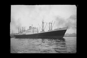 Frankfurt (1954), Hapag.- Hamburg-Amerikanische Packetfahrt-Actien-Gesellschaft, Hamburg