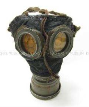 Gasmaske 17