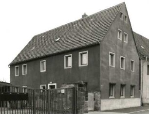 Pirna-Copitz, Hauptplatz 11. Wohnhaus (1886/1900)