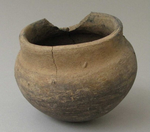 Clay vessel