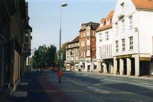 Hornsche Straße. Galerie Hornsches Tor mit McDonalds und Kaufmännische Krankenkasse