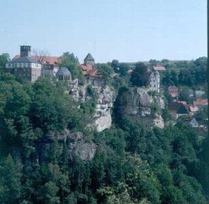 Blick über den Bärengarten nach Norden zur Burg : Hohnstein. Blick über den Bärengarten nach Norden zur Burg