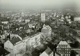 Dresden-Neustadt. Blick vom Turm der Dreikönigskirche nach Nordosten über die Königstraße zum Albertplatz