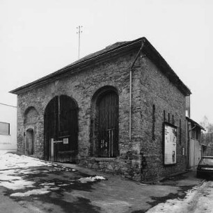 Ehem. Volksschule und Schulscheune; Hünfelden, Hehnerstraße 5a, Unterstraße 6a, Hehnerstraße 5b