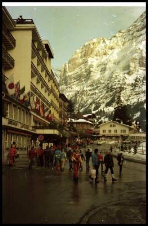 Grindelwald: Parkuhren für Skier [Hauptstraße]