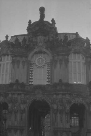 Dresden: Zwinger, Hof