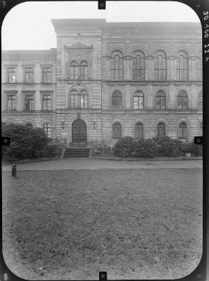 Zittau, Theaterring 3. Pestalozzischule (1866). Teilansicht