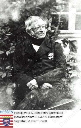 Knapp, Friedrich (1776-1848) / Porträt, in Garten sitzend, Kniestück