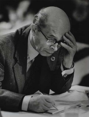 Alexander Abusch : VII. Schriftstellerkongreß der DDR vom 14.11.-16.11.1973 in Berlin