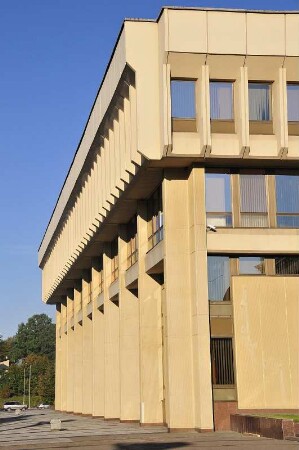 Vilnius - Parlament : Das litauische Parlamentsgebäude in Vilnius, aufgenommen am 9. Oktober 2010