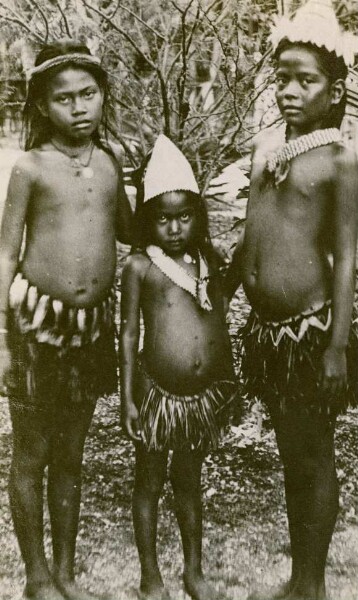 "3 enfants, Nauru"