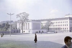 Stadtzentrum und Park am Georgi-Dimitroff-Mausoleum in Sofia