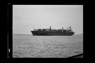 Cap Finisterre (1991), Containerschiff, Hamburg Südamerikanische Dampfschifffahrts-Gesellschaft A/S & Co KG (HSDG), Antwerpen, Bau-Nr. 652