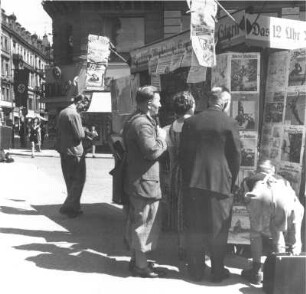 Dresden. Zeitungskiosk auf dem Pirnaischen Platz, Mai 1940