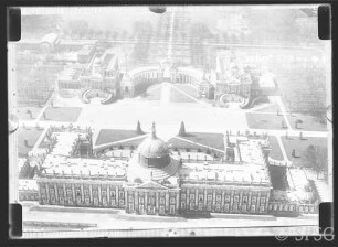 Potsdam, Neues Palais und Communs, Luftaufnahme.