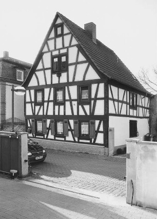 Hanau, Mittelstraße 22